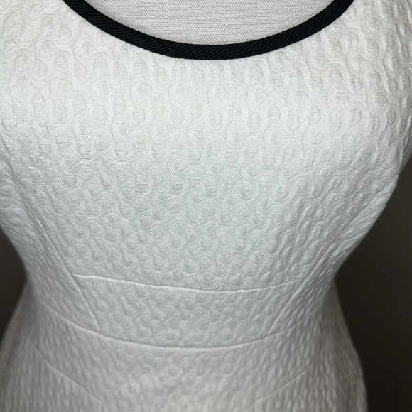 Karen Millen White Textured Fit & Flare Sporty Back Detail New w/Tags - Picture 5 of 13